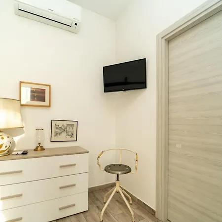 Large Modern With Wifi And Ac Apartmán