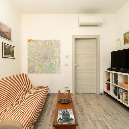 Large Modern With Wifi And Ac * Milán